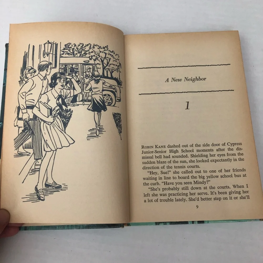 Robin Kane The Mystery of the Phantom Eileen Hill Vintage 1966 Hardcover 1960s